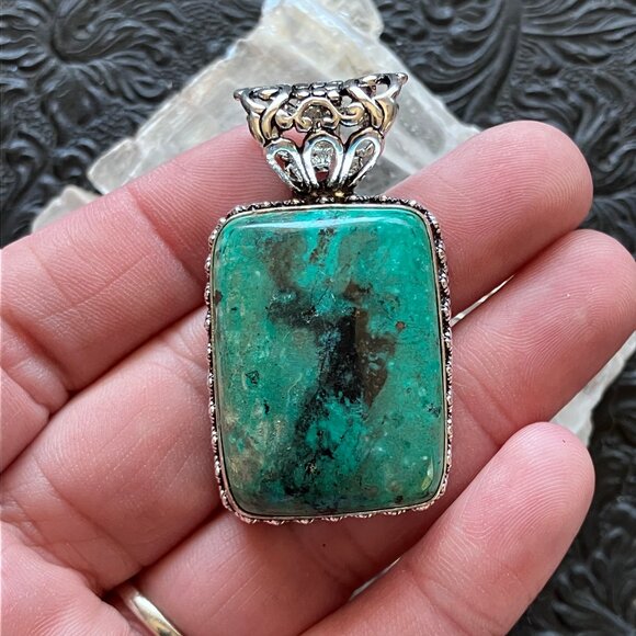 Chrysocolla Stone Crystal Jewelry Pendant - Picture 1 of 7